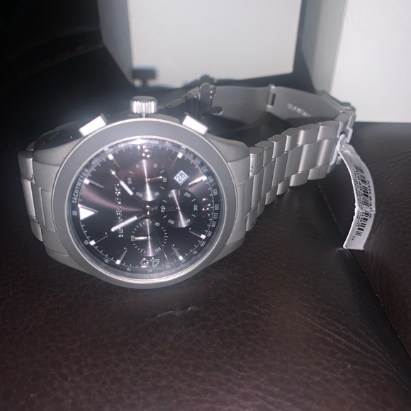 New in box Michael Kors Men's watch MK8469 Gareth Chronograph new with box& tag - Picture 4 of 6
